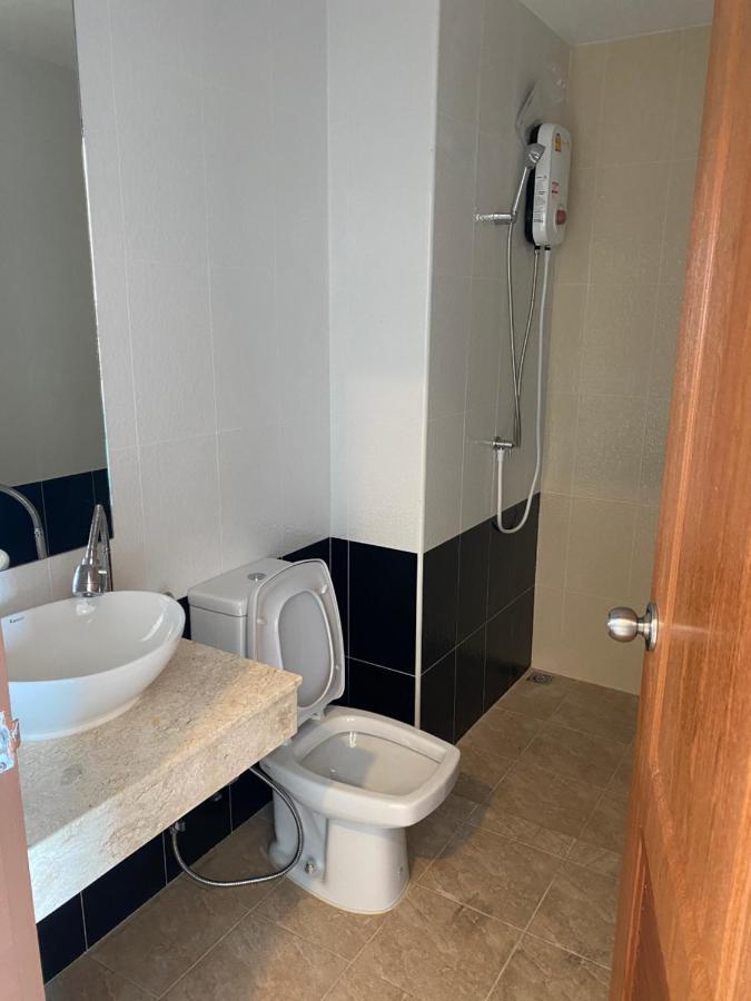 Trio Gems Condo, Pattaya Thailand Jomtien Beach Esterno foto