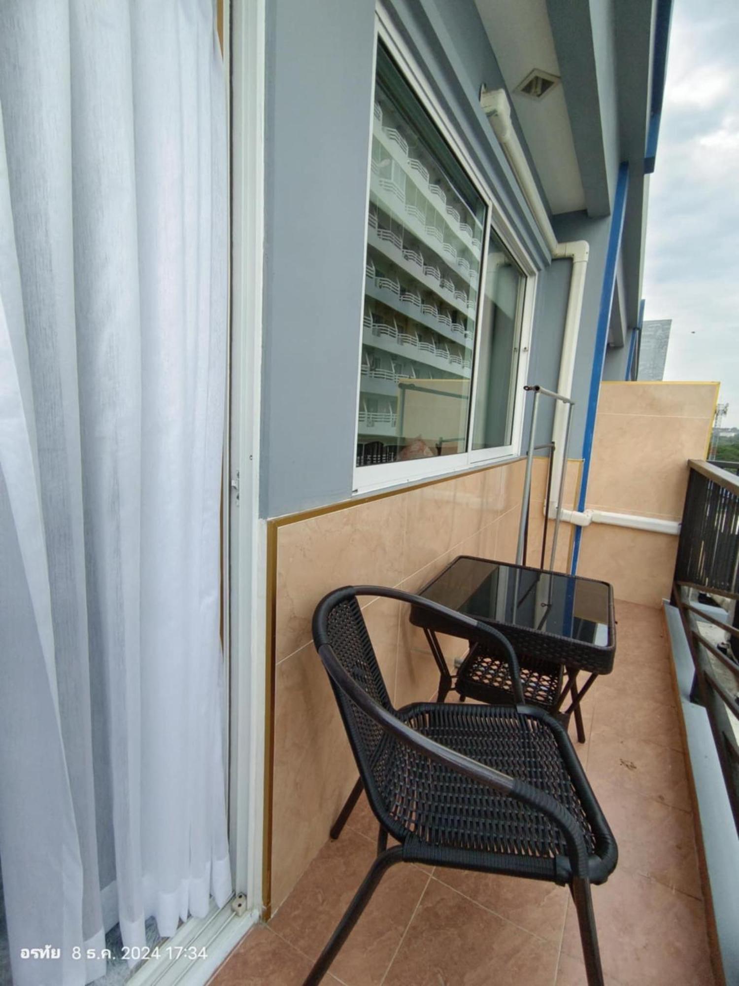 Trio Gems Condo, Pattaya Thailand Jomtien Beach Esterno foto
